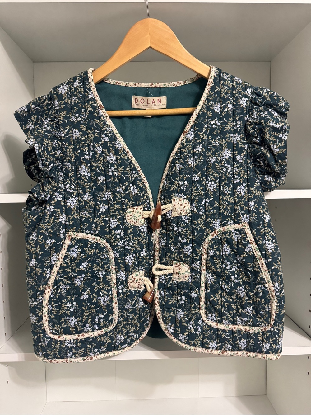 Dolan Printed Ruffle Quilted Vest size Small